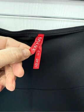NWOT SPANX Black High-Rise Shaping Leggings